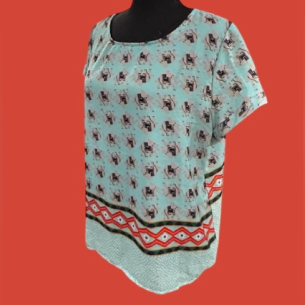🐘SHUN BO!! STUNNING LUCKY ELEPHANT TOP! EASY SLIP ON! GORG PRINT!!🐘